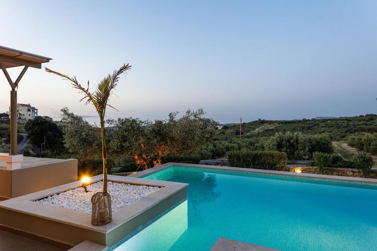 Rizes Villa With Jacuzzi & Heated Pool Agia Triada Exterior photo