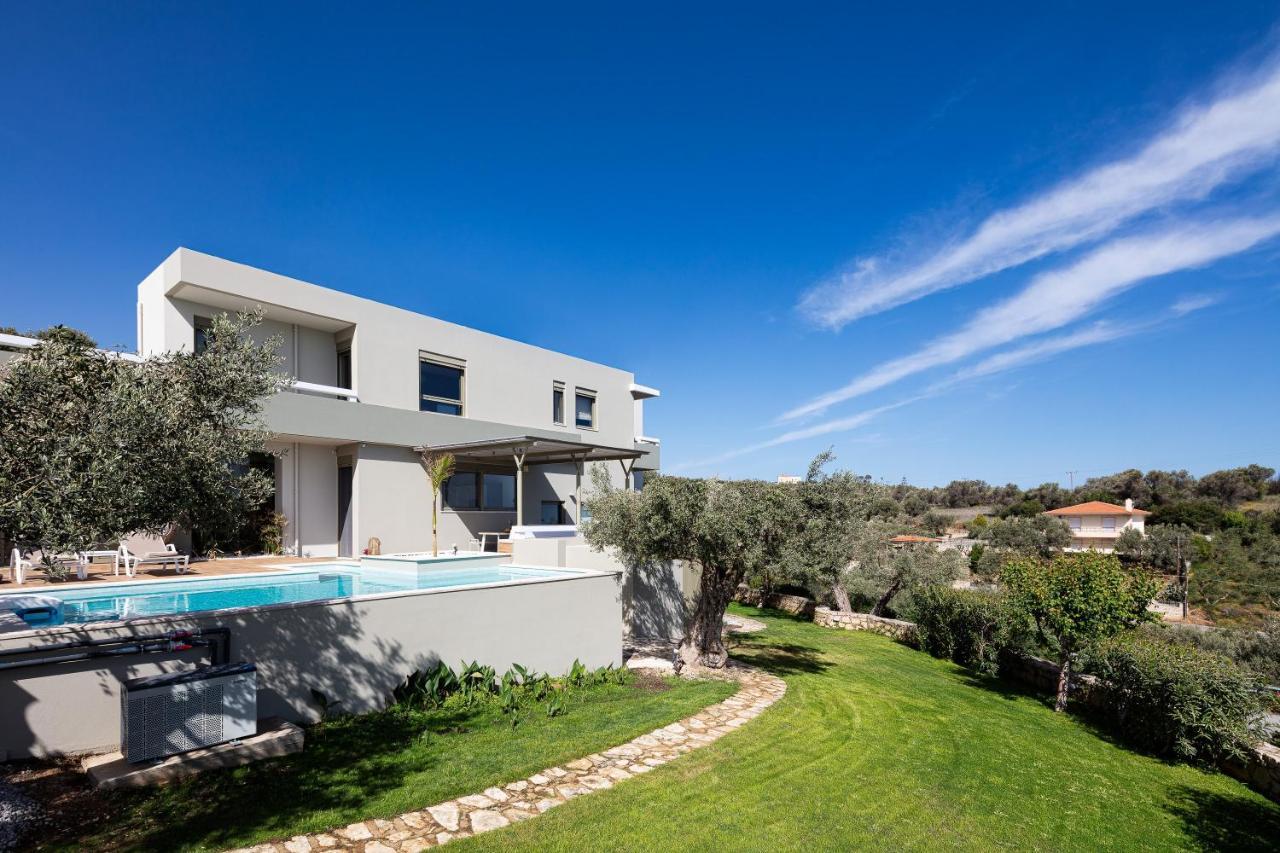 Rizes Villa With Jacuzzi & Heated Pool Agia Triada Exterior photo