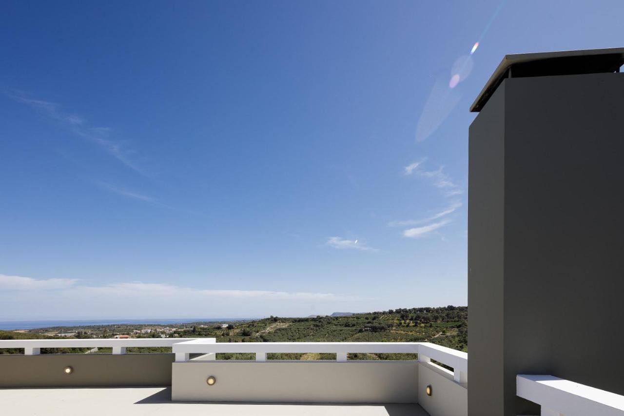 Rizes Villa With Jacuzzi & Heated Pool Agia Triada Exterior photo